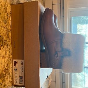 UGG Chrysler with fur trim leather boots
